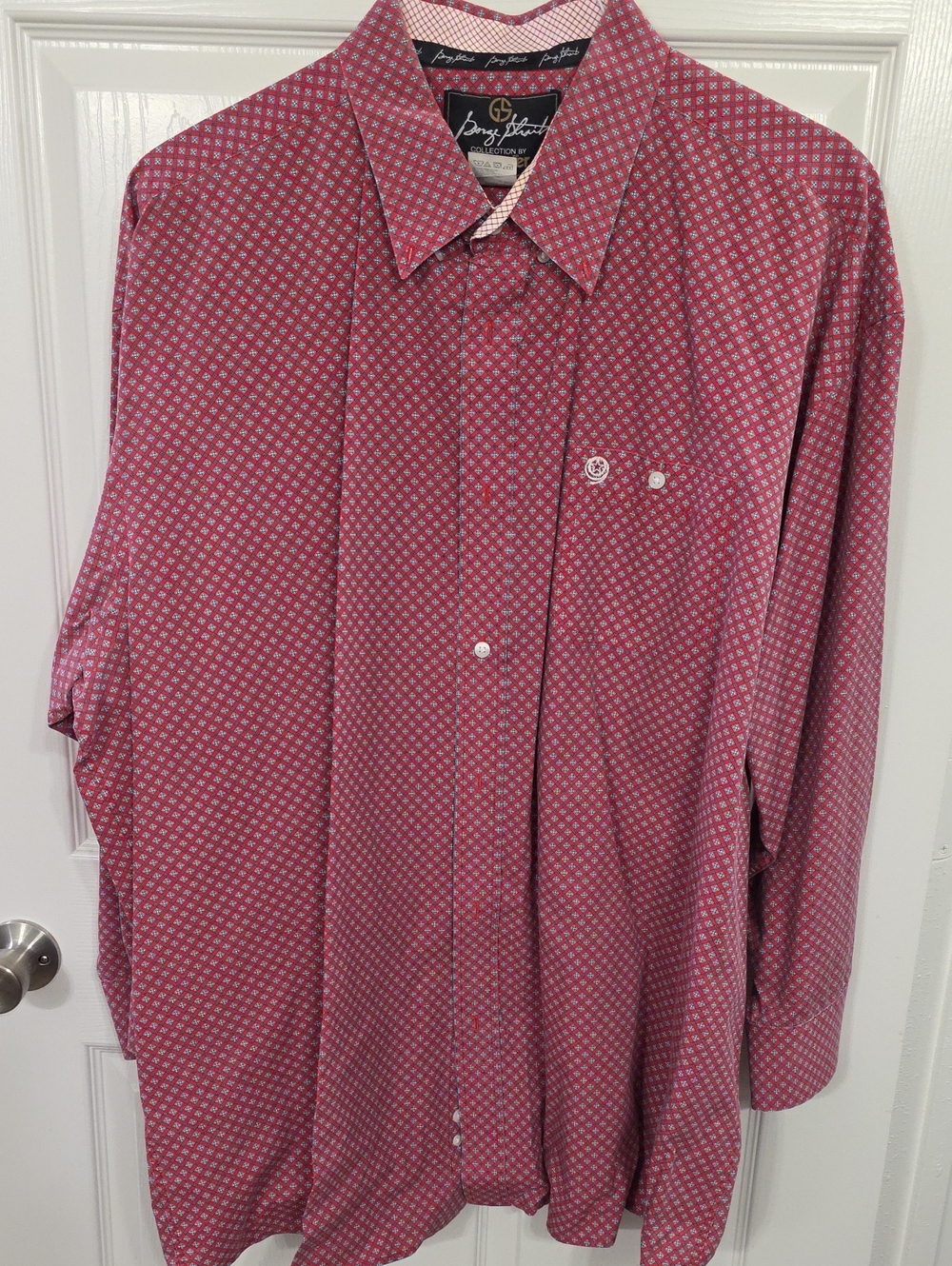 Men's Red Geometric Long-Sleeve Button-Down Shirt